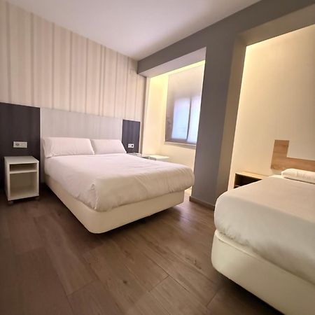 Hostal Letto Dal Mare Валенсія Екстер'єр фото